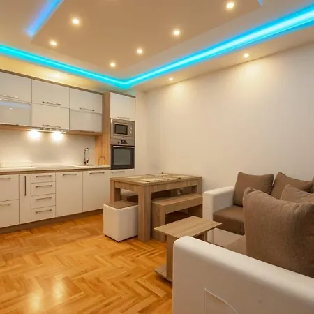 S&m * زلاتيبور